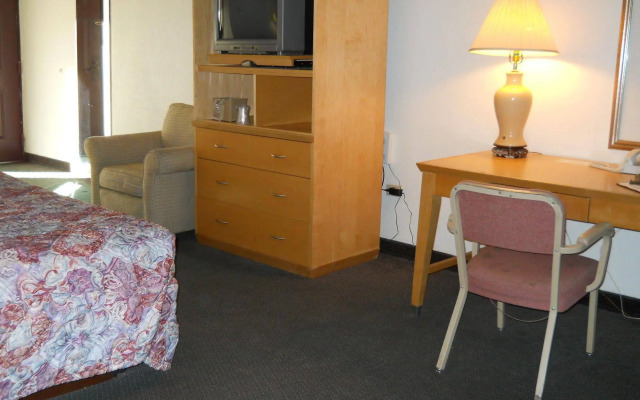 The Cactus Cove Inn and Suites