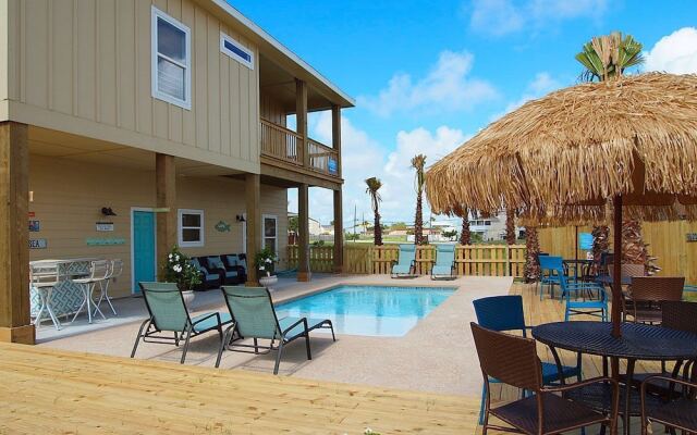 Casa Chillotta 633 by RedAwning