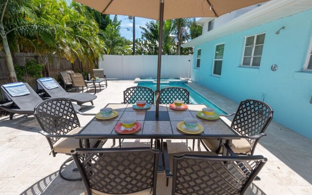 Mermaids Sunset Apartment 3