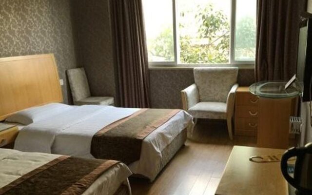 Junyue Business Hotel