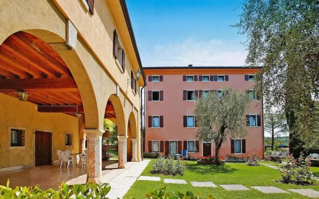 Residence La Filanda in Costermano With Pool