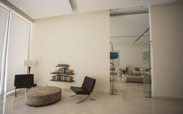 Beautiful Beachfront Apartments