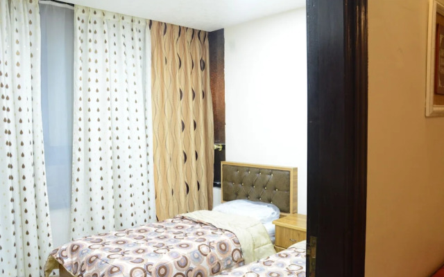 Jasmine leaves hotel apartment