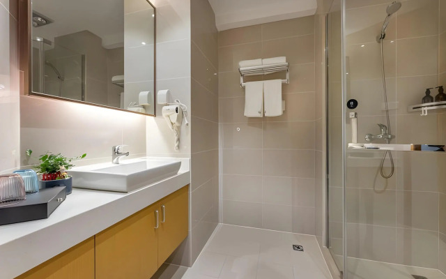 VX Wuxi Xinwu District Administrative Center Wanda