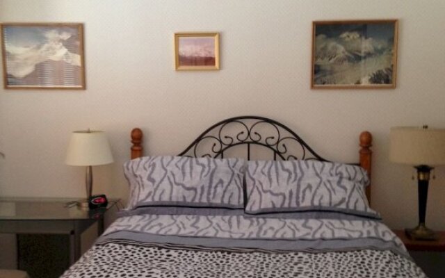 Golden Umbrella Bed and Breakfast
