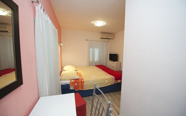 Rooms Damira Split