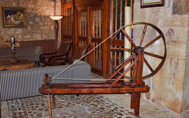 Real Posada De La Mesta