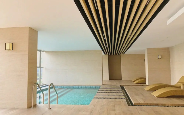 Gold Coast PIK Sea View Apartments by LongeSuites