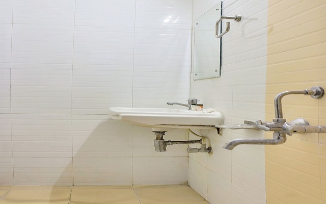 OYO 10678 Hotel Nandanvan