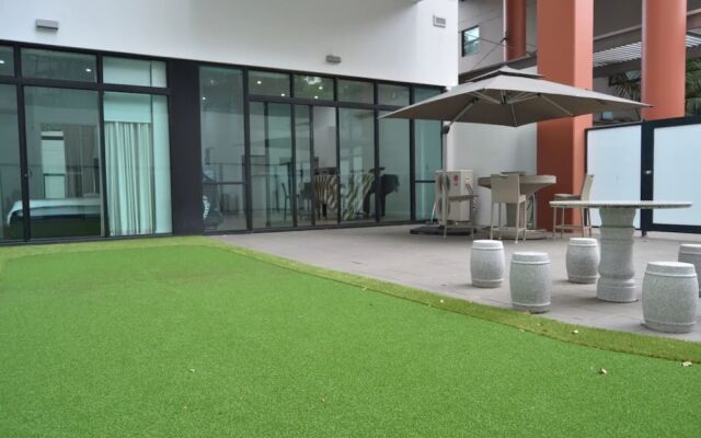 Modern and Spacious 2 Bedroom Apartment in Ultimo