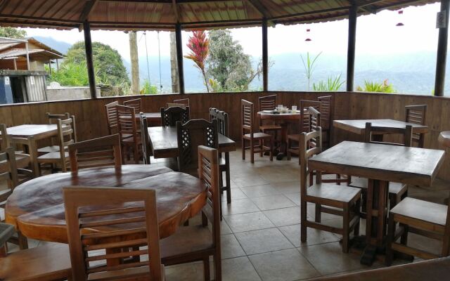Mindo Paradise Hosteria