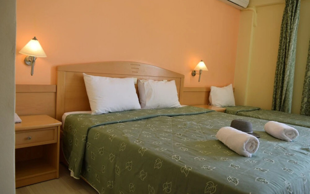 Hotel Serenity Tolo