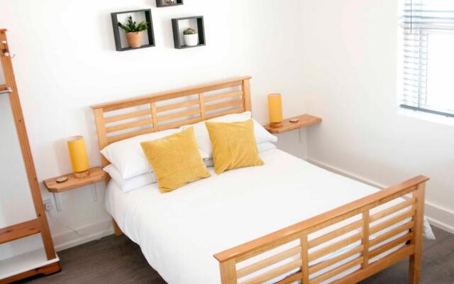 Chandos Apartments