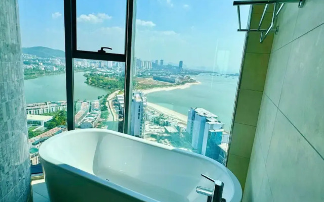 Premier Apartment in A La Carte Ha Long Bay