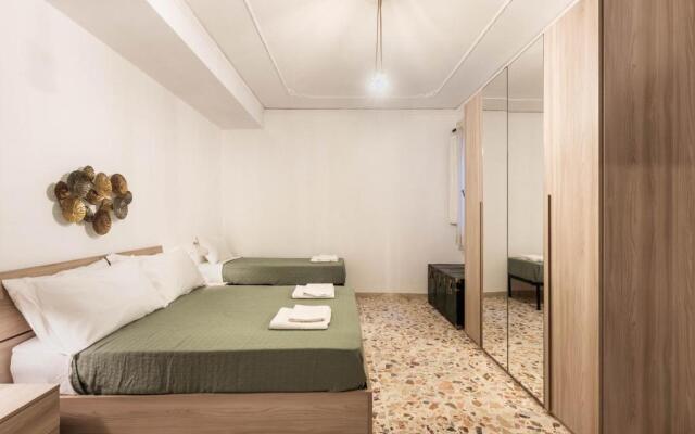 Trigona 4 Apartment