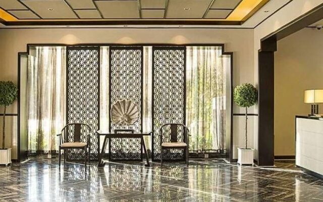 Kunming Oceancube Spa Holiday Hotel