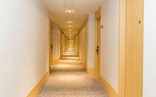 Ji Hotel (Shanghai Bund Ningbo Road)