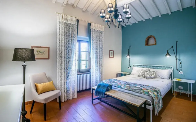 Oliveta a Retreat Surrounded by Olive Trees