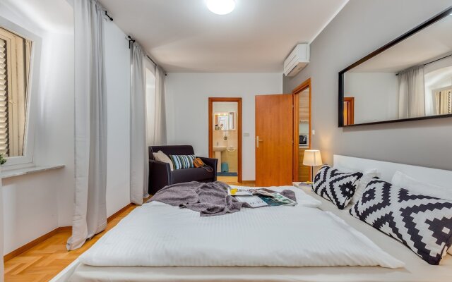 Main Street Apartments