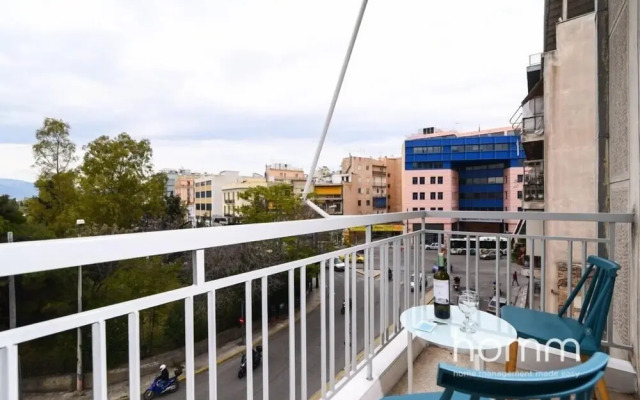 93m² homm Chic Apartment close to Metaxourgeio