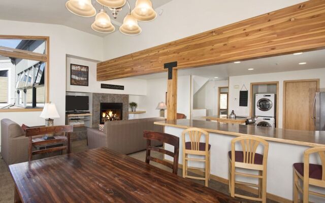 Gold Point Resort Breckenridge by Vacatia