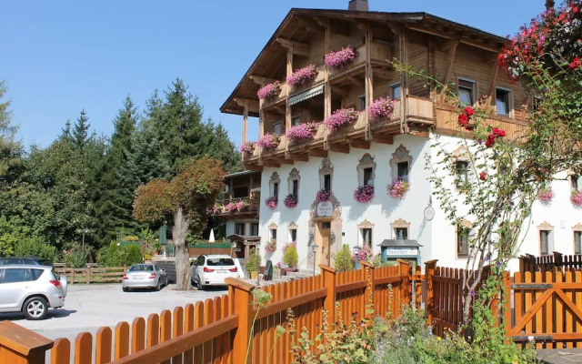 Modern Mansion in Itter With Sauna