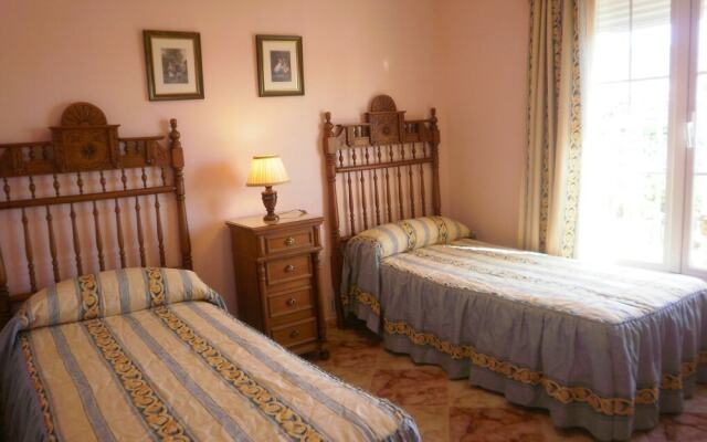 Villa Mercedes Canovas Nerja