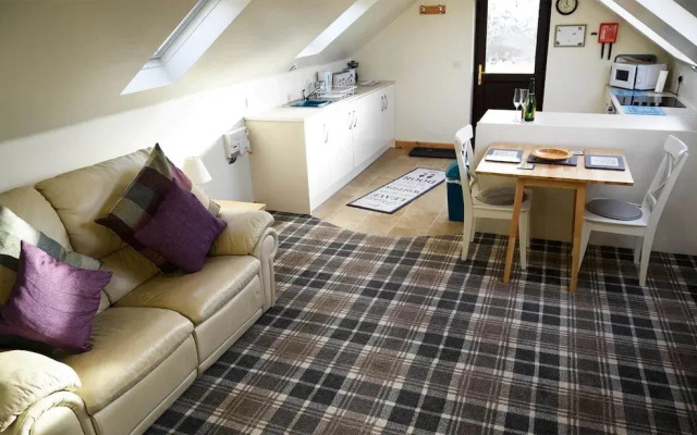 Skye Loft Apartment