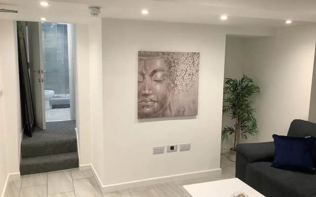 Stunning 1 Bedroom Apartment in Bicester Town
