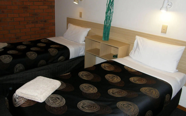 Shannon Motor Inn