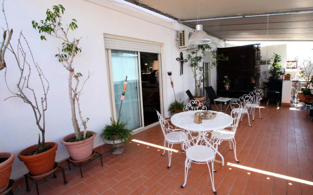 Accardi House Searooms