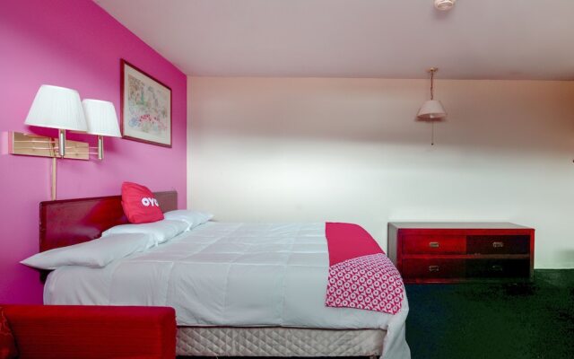 OYO Hotel Dalton PA I-81