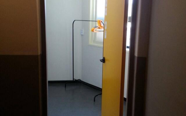 Egg House Sokcho Guesthouse