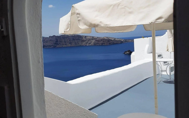 Thirea Suites & Studios - Adults Only