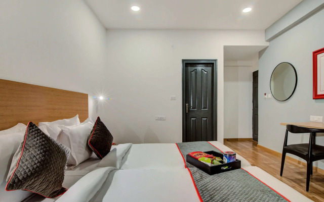Oyo Townhouse 294 Near Artemis hospital