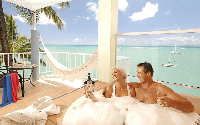 Coral Sea Resort