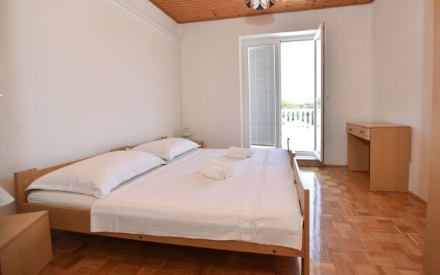 Apartments Zeno