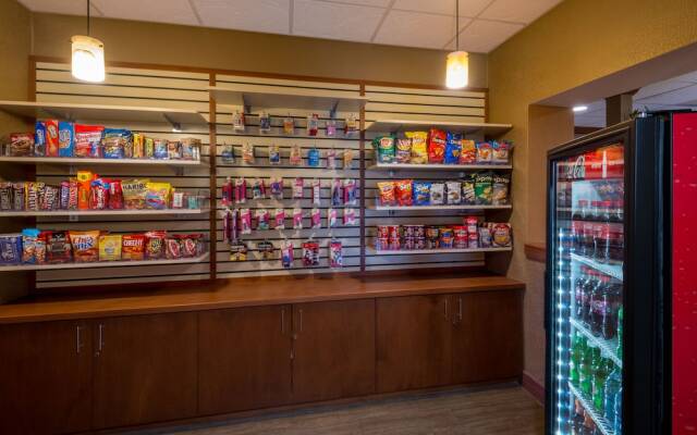 La Quinta Inn Buffalo Airport
