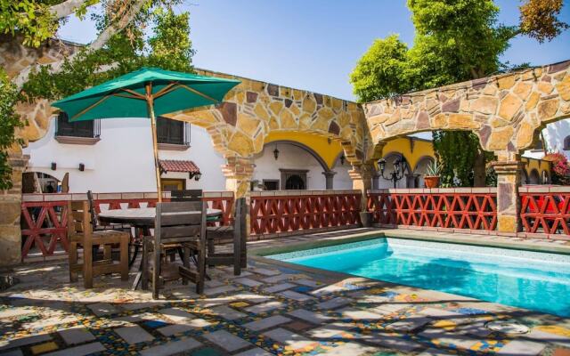 Hotel Cosmos Don Carlos