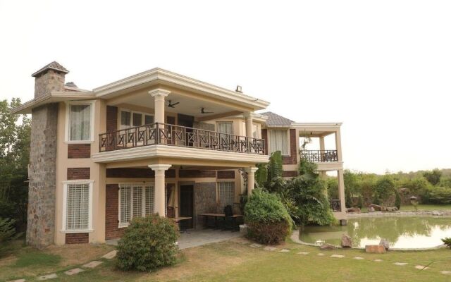 Brigadier's Plantation Retreat