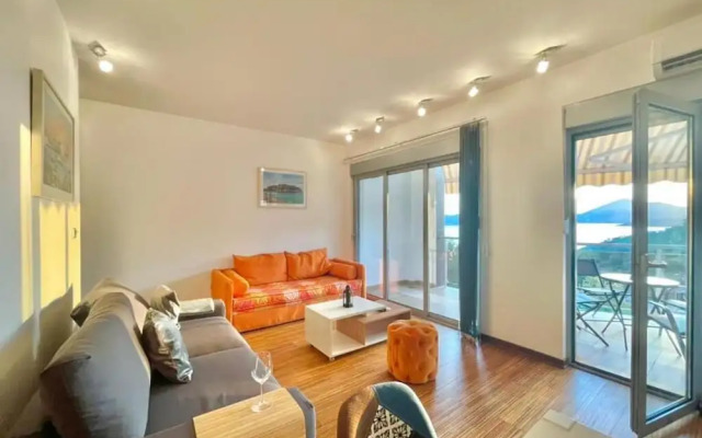 Seaview Couple Studio with pool Przno