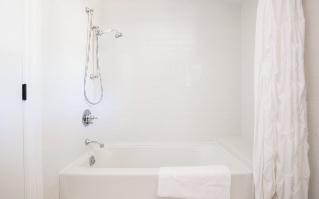 Romero by Avantstay Stunning Villa Close to Beach w/ Pool & Spa