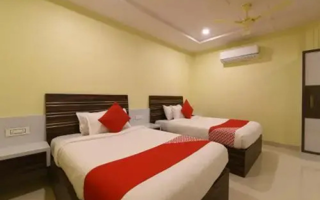 OYO 27635 Hotel Haripriya