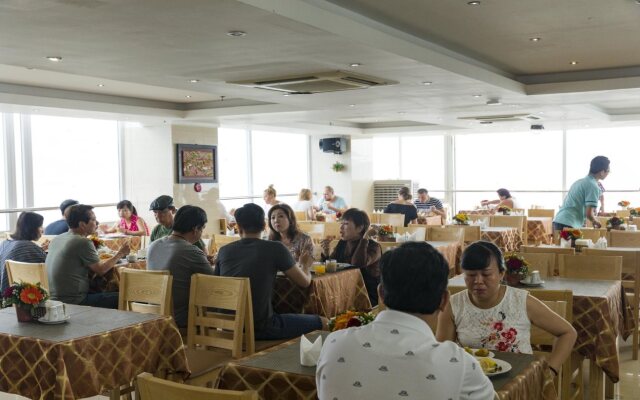 Blue Pearl Hotel