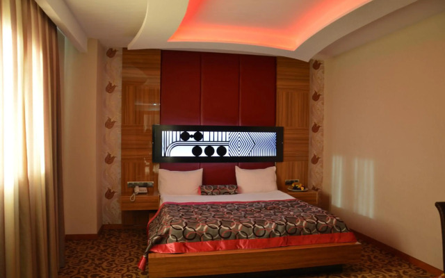 Grand Hotel And Convention Centre Karaman