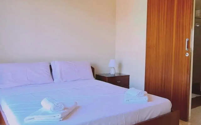 52 MEN - Sea Gem Apartment
