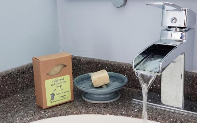 Hummingbird Haven B&B