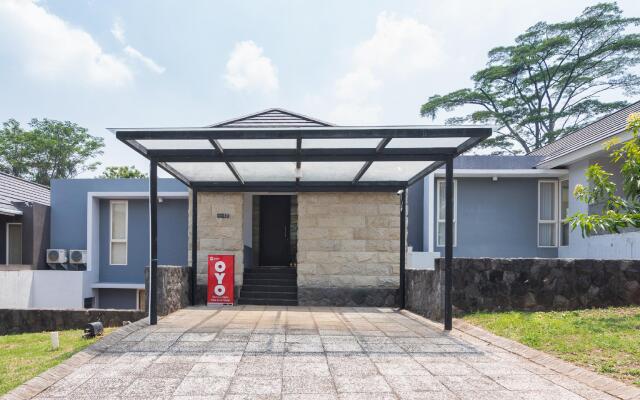 OYO 2001 Taman Dayu Villa Golf View