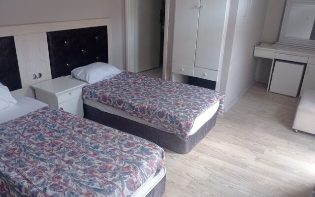 Helene Moonlight Otel