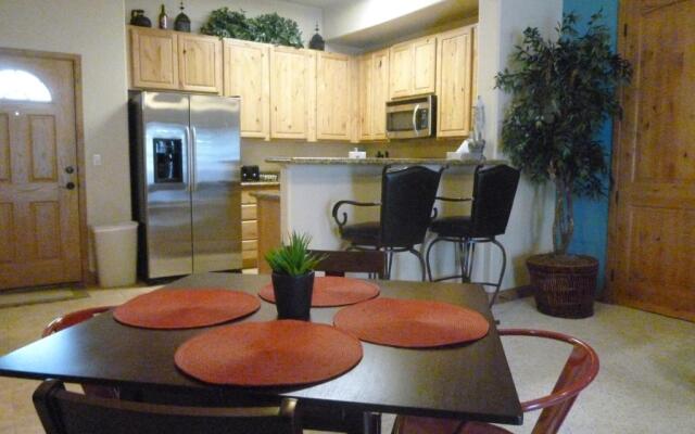 Ruidoso River Resort & Inn